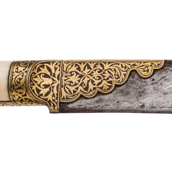 Goldtauschierter Yatagan mit silberner Scheide, osmanisch, datiert 1790