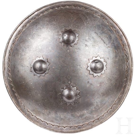 Silber- und goldtauschierter Helm und Schild, Nordindien (Lahore), 1. H&auml;lfte 19. Jhdt.