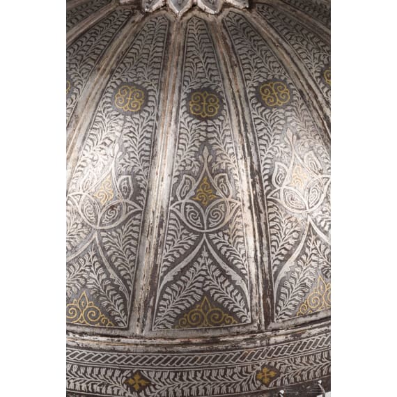 Silber- und goldtauschierter Helm und Schild, Nordindien (Lahore), 1. H&auml;lfte 19. Jhdt.
