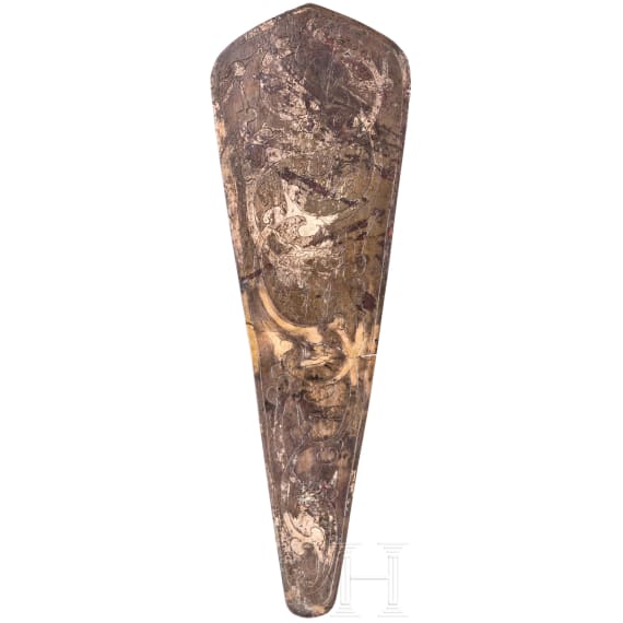 Ein Paar kleine Rossstirnen (Chamfrons) aus vergoldeter und gravierter Bronze, China, Han-Dynastie, 2./1. Jhdt. v. Chr.