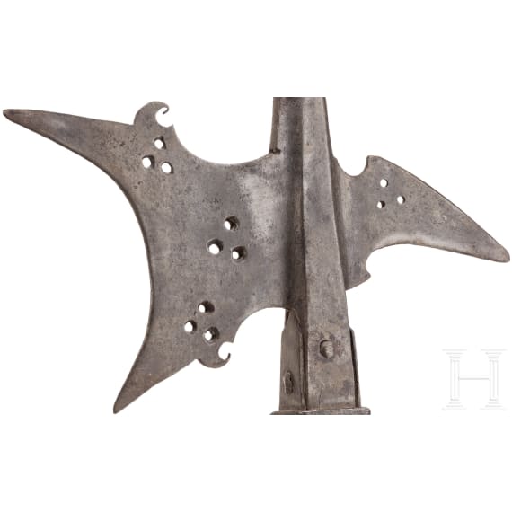 Helmbarte mit stark gek&uuml;rztem Schaft, deutsch, um 1600