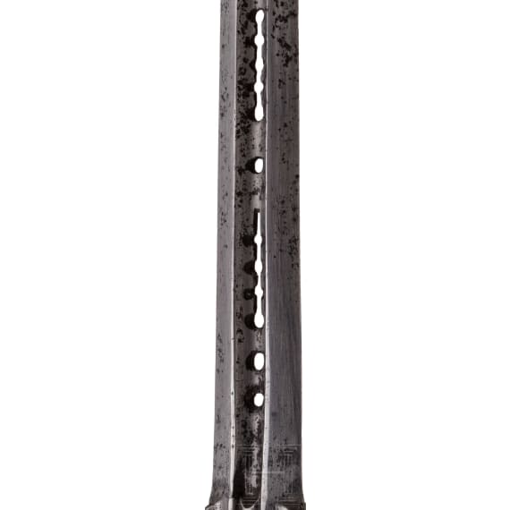 Eisengeschnittener Linkhanddolch, Italien, Anfang 17. Jhdt.