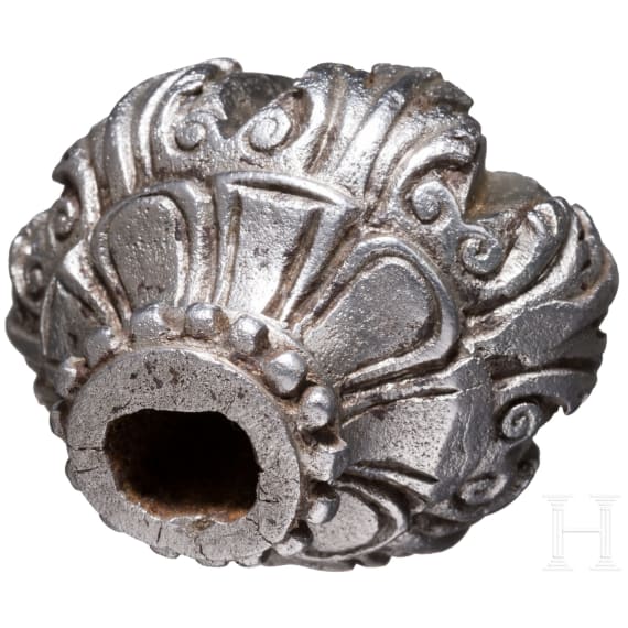 Eisengeschnittener Degenknauf, Italien, um 1560