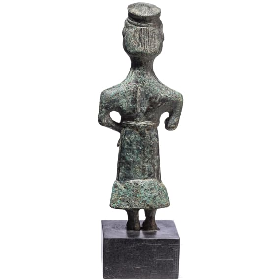 Bronzestatuette eines Mannes mit Dolch, neoelamitisch, 8. - 7. Jhdt. v. Chr.
