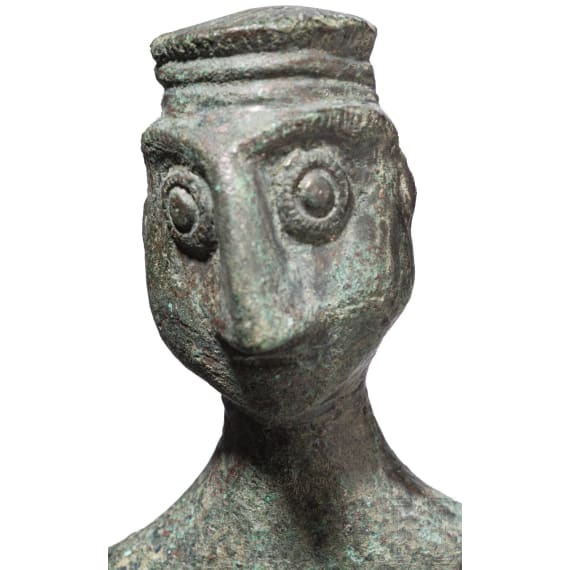 Bronzestatuette eines Mannes mit Dolch, neoelamitisch, 8. - 7. Jhdt. v. Chr.