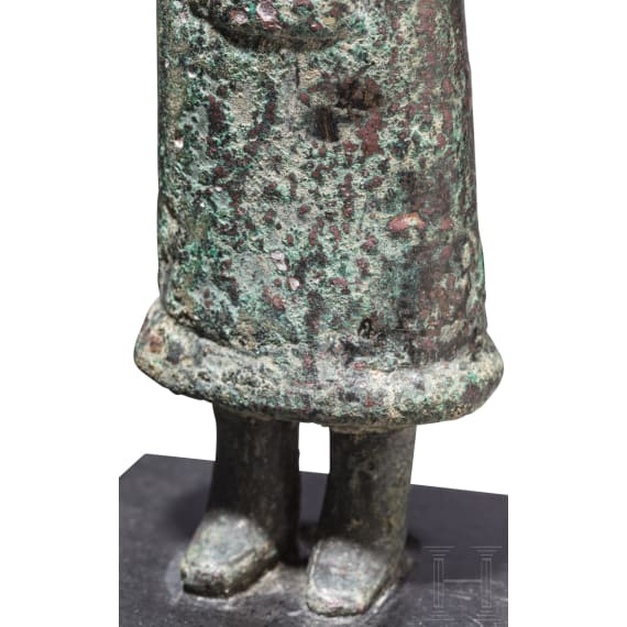 Bronzestatuette einer Frau mit Halbmond, neoelamitisch, 8. - 7. Jhdt. v. Chr.