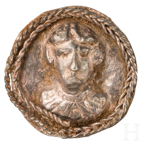 G&uuml;rtelgarnitur aus Silber, sasanidisch, sp&auml;tes 6. - fr&uuml;hes 7. Jhdt.
