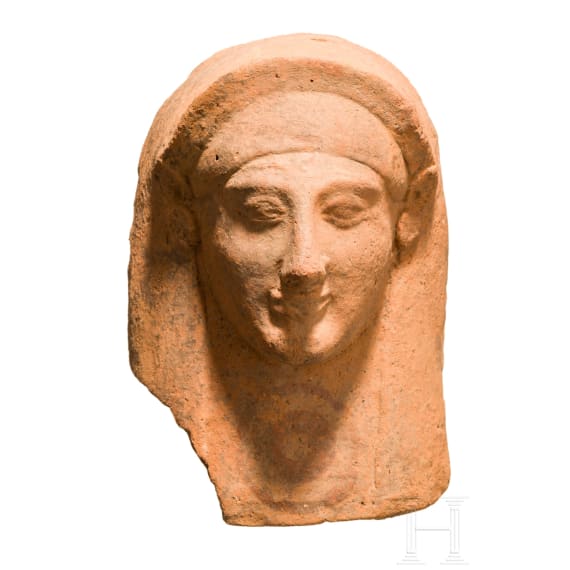 Protome eines Frauenkopfes aus Ton, archaisch, 2. H&auml;lfte 6. Jhdt. v. Chr.
