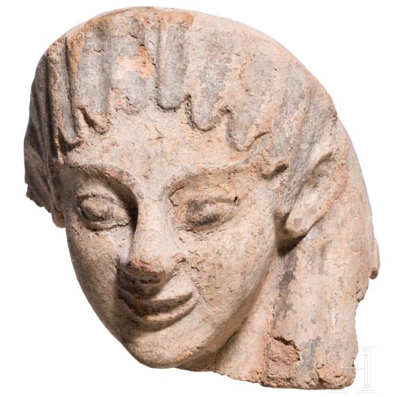 Antefix aus Ton mit Bemalungsresten, etruskisch, sp&auml;tes 6. Jhdt. v. Chr.