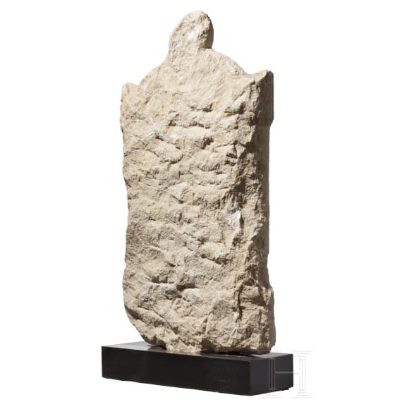 Grabstele eines Venators aus Marmor, r&ouml;misch, 3. Jhdt. n. Chr.