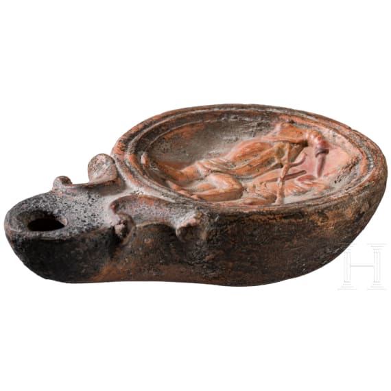 &Ouml;llampe mit Gladiatorenszene, r&ouml;misch, 1. - 2. Jhdt. n. Chr.