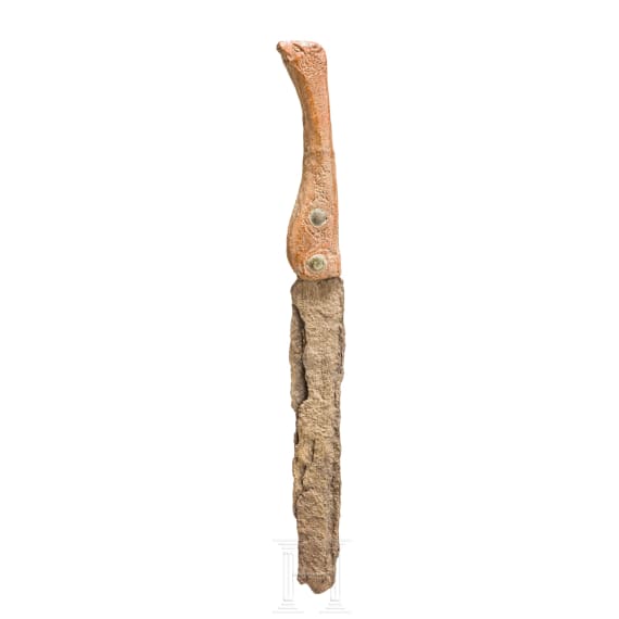 Sax mit Beingriff und "B&auml;renkopf" am Knauf, Merowingerzeit, 6. - fr&uuml;hes 7. Jhdt. n. Chr.