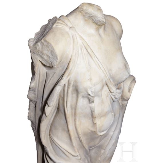 Klassizistische Marmorstatue nach dem Vorbild der hochklassischen Aphrodite des Typus "Fr&eacute;jus", um 1800 - fr&uuml;hes 19. Jhdt.