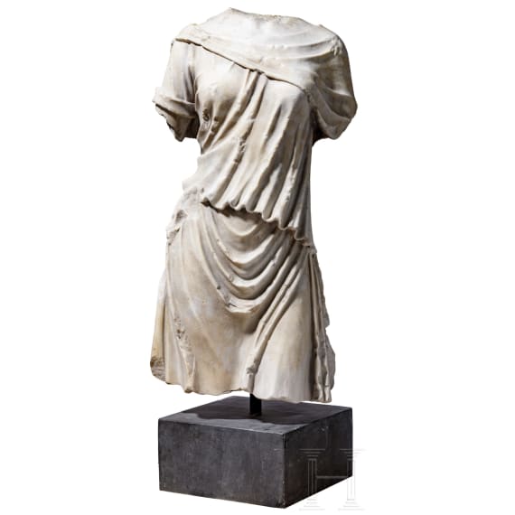 Klassizistischer Marmortorso nach dem Vorbild einer antiken Artemis-Statue, um 1800 - fr&uuml;hes 19. Jhdt.