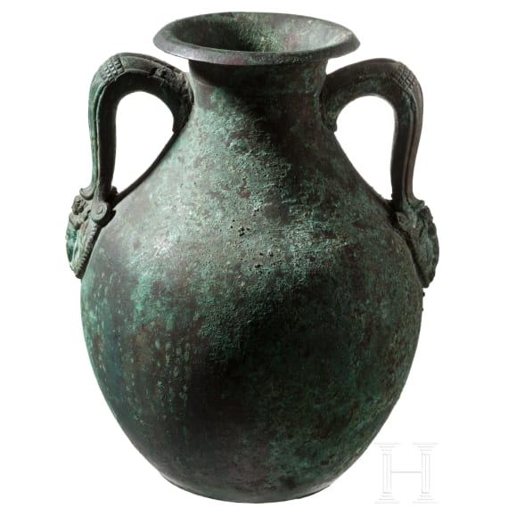 Kopie einer r&ouml;mischen Bronzevase nach dem Vorbild von Bronzegeschirr des 1. Jhdts. aus den Vesuvst&auml;tten, S&uuml;ditalien, sp&auml;tes 19. Jhdt.