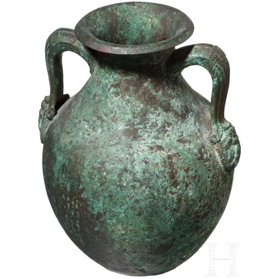 Kopie einer r&ouml;mischen Bronzevase nach dem Vorbild von Bronzegeschirr des 1. Jhdts. aus den Vesuvst&auml;tten, S&uuml;ditalien, sp&auml;tes 19. Jhdt.