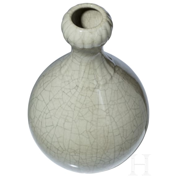 Gro&szlig;e Knoblauchmund-Vase mit Ge-Typus-Glasur und Yongzheng-Sechszeichenmarke (1678 - 1735), wahrscheinlich sp&auml;ter