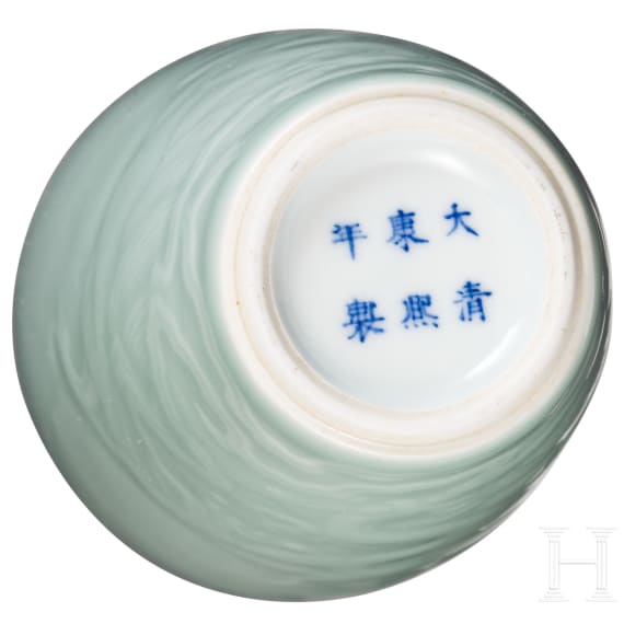 Kleine Seladon-Vase, China, wahrscheinlich 19./20. Jhdt.