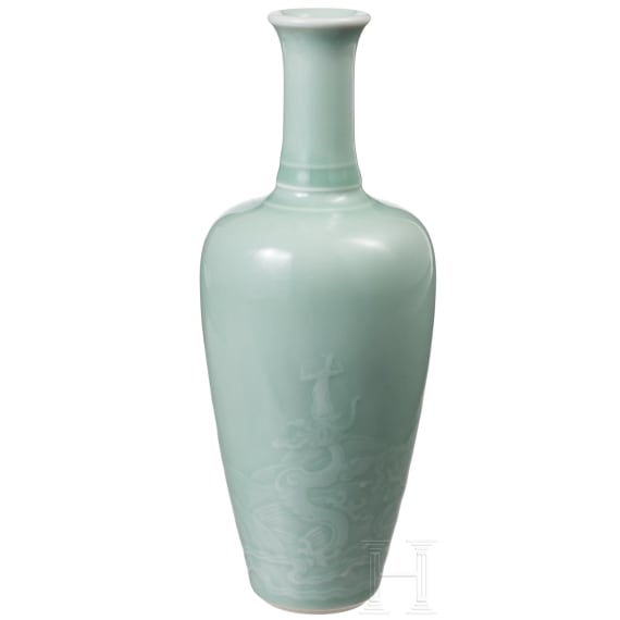 Kleine Seladon-Vase, China, wahrscheinlich 19./20. Jhdt.