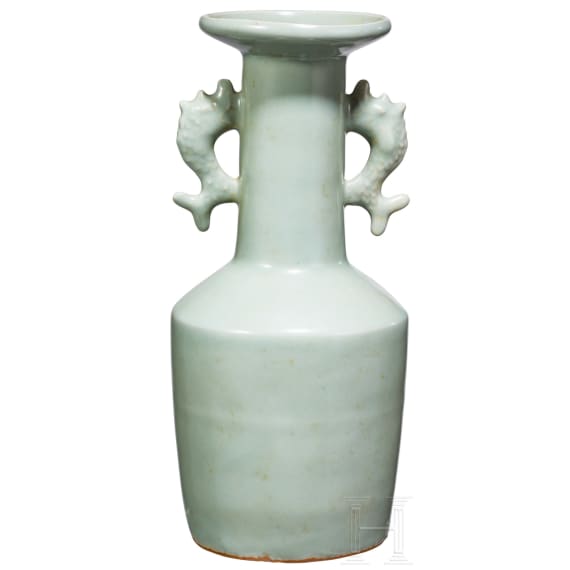 Longquan-Seladon-Mallet-Vase "Kinuta", China, wohl s&uuml;dliche Song-Dynastie