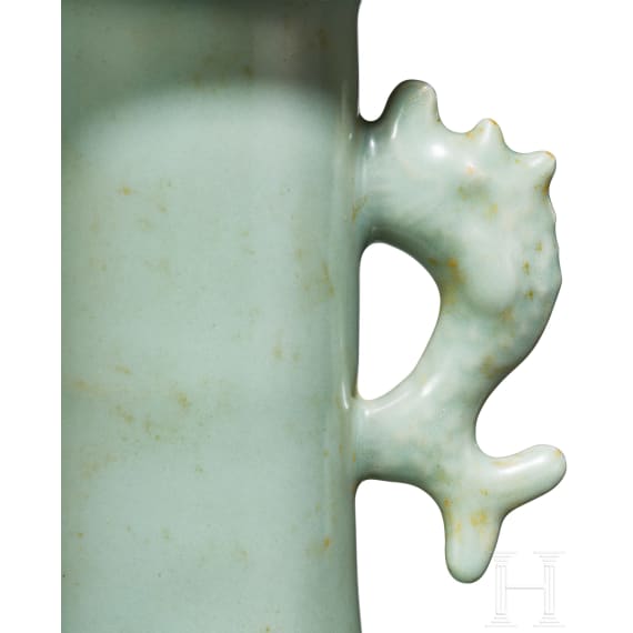Longquan-Seladon-Mallet-Vase "Kinuta", China, wohl s&uuml;dliche Song-Dynastie