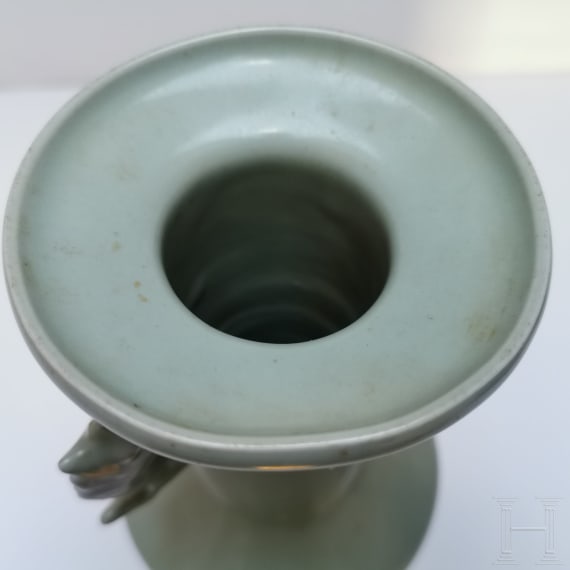 Longquan-Seladon-Mallet-Vase "Kinuta", China, wohl s&uuml;dliche Song-Dynastie