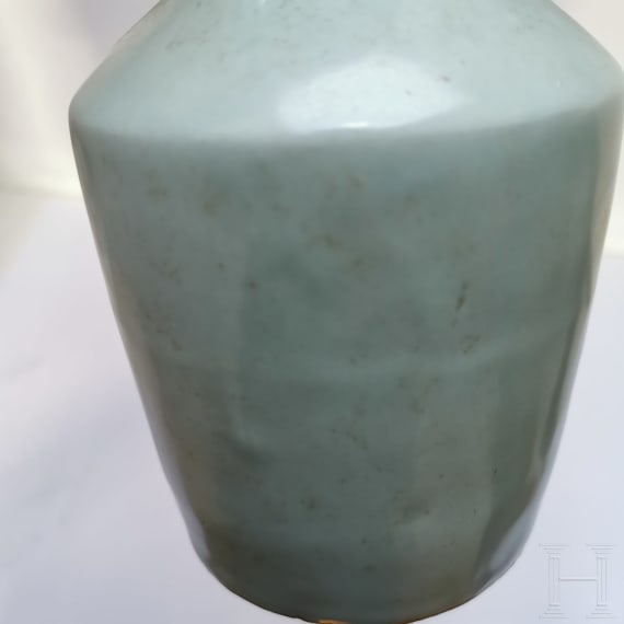 Longquan-Seladon-Mallet-Vase "Kinuta", China, wohl s&uuml;dliche Song-Dynastie