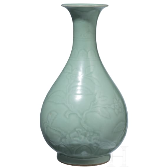 Longquan-Seladon-Yuhuchun-Vase, wohl Ming-Dynastie (1368 - 1644)