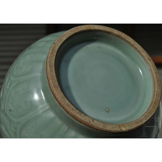 Longquan-Seladon-Yuhuchun-Vase, wohl Ming-Dynastie (1368 - 1644)