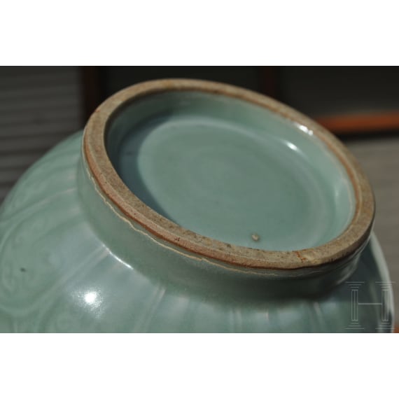 Longquan-Seladon-Yuhuchun-Vase, wohl Ming-Dynastie (1368 - 1644)