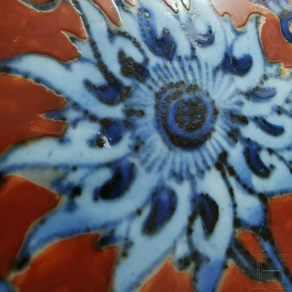 Sehr gro&szlig;e Vase mit Lotusbl&uuml;ten, China, wohl sp&auml;te Ming-Dynastie