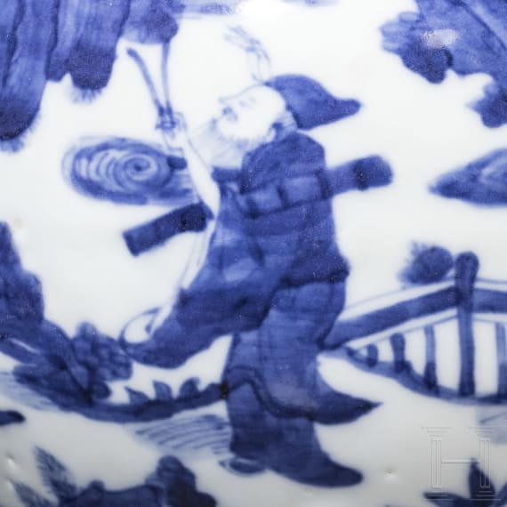 Blau-wei&szlig;e Vase mit fig&uuml;rlicher Szene mit Wanli-Sechszeichenmarke, China, wahrscheinlich aus dieser Zeit (1572 - 1620)