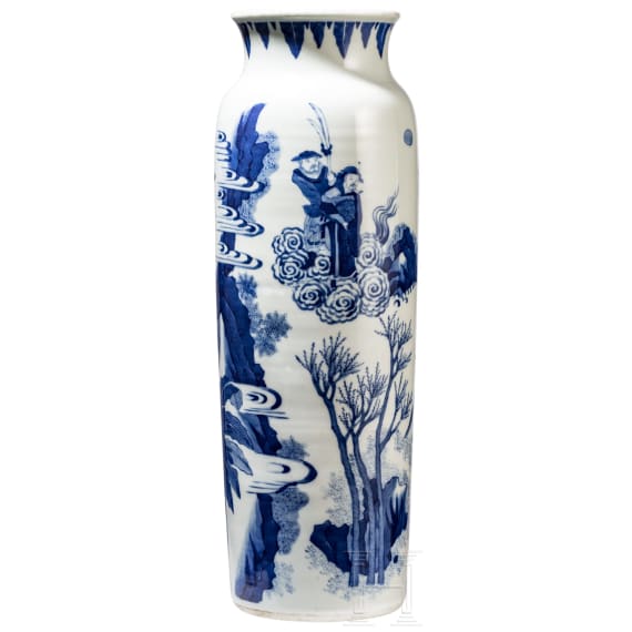 Gro&szlig;e blaue-wei&szlig;e Vase mit Soldatenszene, China, wohl Kangxi-Periode (18. Jhdt.)