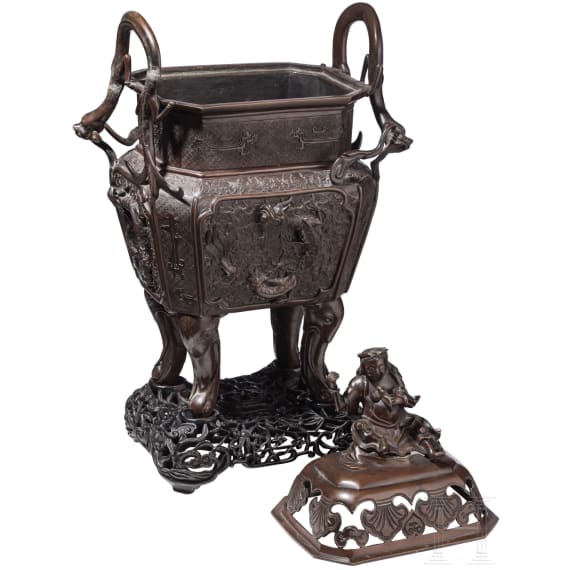 Gro&szlig;er Weihrauchbrenner aus Bronze, China, 19. Jhdt.