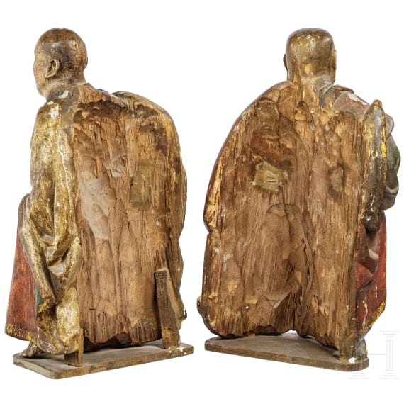Zwei M&ouml;nche, polychrom gefasstes Holz, Macao/China, 18. - 19. Jhdt.
