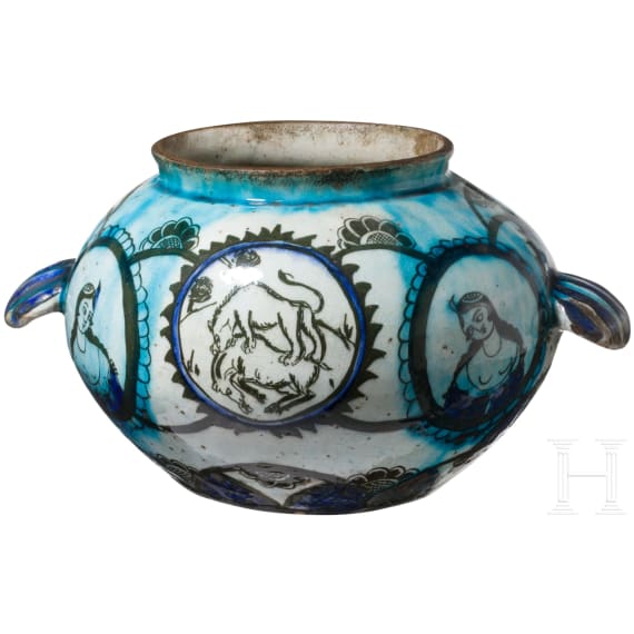 Wei&szlig;-blaue Qajar-Vase, Persien, 19. Jhdt.