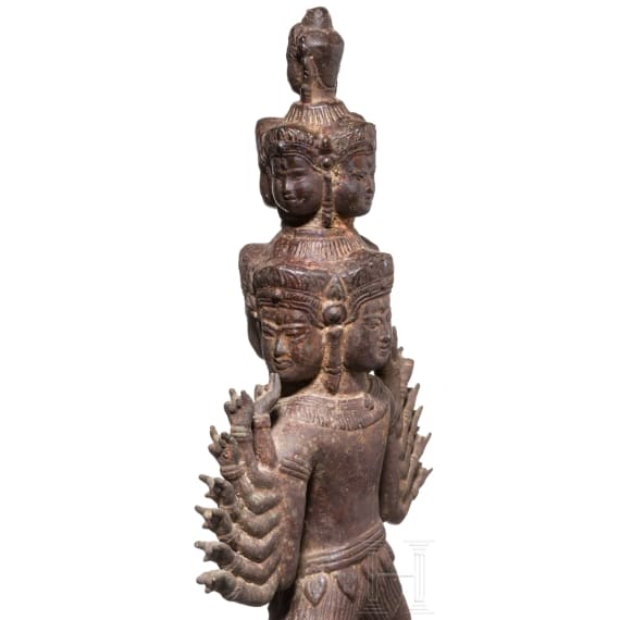 Bronze-Statuette einer tanzenden Hevajra (Ardhaparyanka), Bayon-Stil, Kambodscha, Khmer-Reich, 12. - 13. Jhdt.