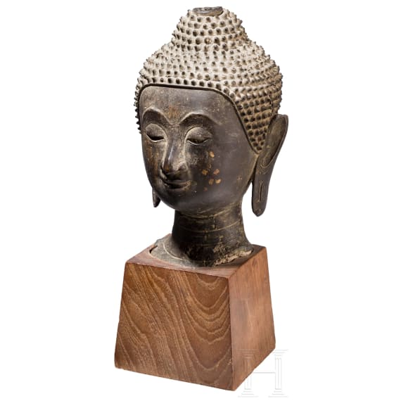 Bronzener Buddhakopf im Sukhotai-Stil, Thailand, wohl 18./fr&uuml;hes 19. Jhdt.