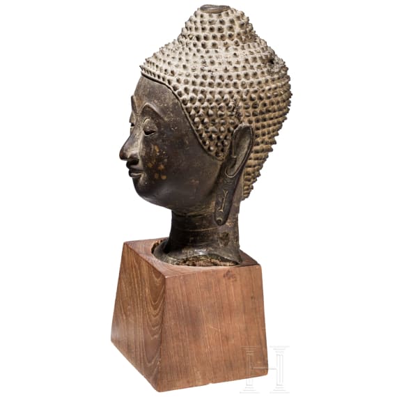 Bronzener Buddhakopf im Sukhotai-Stil, Thailand, wohl 18./fr&uuml;hes 19. Jhdt.