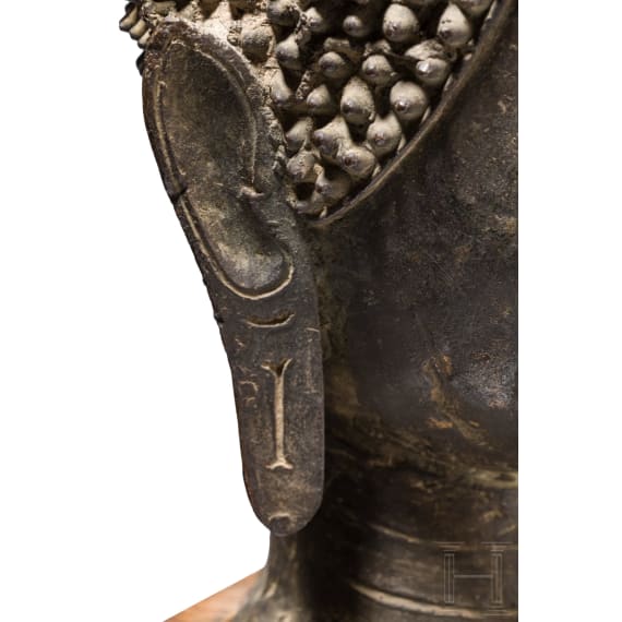 Bronzener Buddhakopf im Sukhotai-Stil, Thailand, wohl 18./fr&uuml;hes 19. Jhdt.