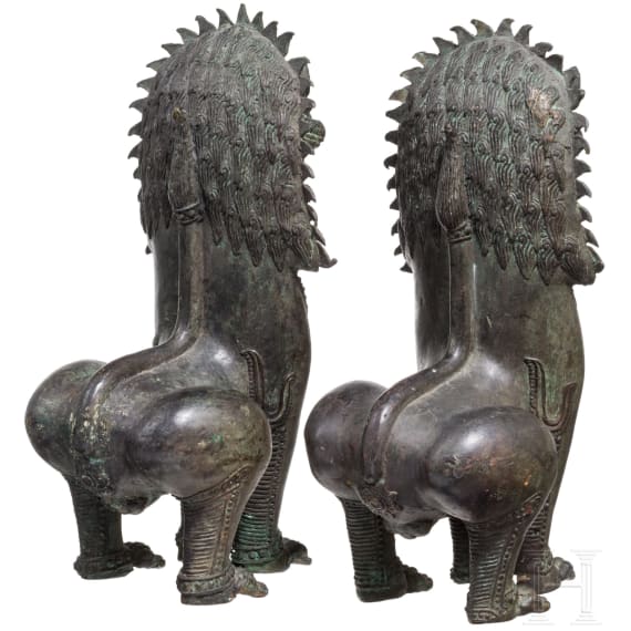 Ein Paar Tempell&ouml;wen aus Bronze, Burma, 19. Jhdt.