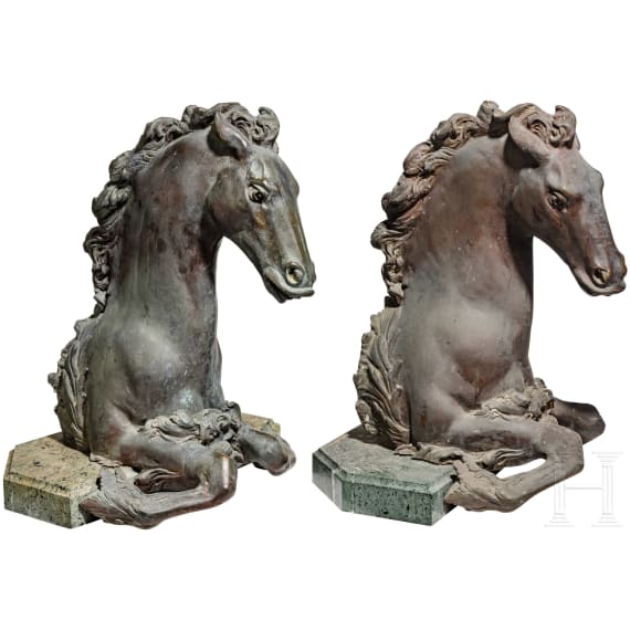 Ein Paar Hippocampi aus Bronze, Italien, 19. Jhdt.
