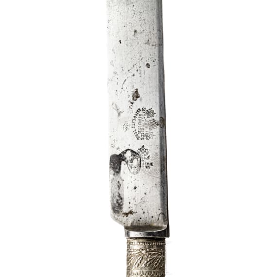 Zwei Messer mit Porzellangriffen aus dem Service der kaiserlichen Yacht "Livadia", Kaiserlich Russische Porzellanmanufaktur, St. Petersburg, um 1870-80