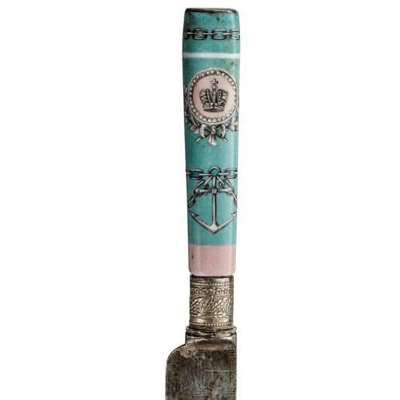 Drei Messer mit Porzellangriffen aus dem Service der kaiserlichen Yacht "Livadia", Russland, Kaiserlich Porzellanmanufaktur, St. Petersburg, um 1870-80
