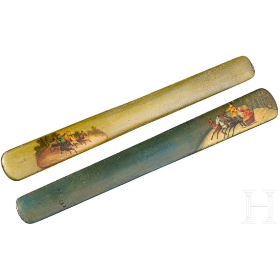 Zwei Lack-Papiermesser mit Sommer- und Wintertroika, Russland, Ende 19. Jhdt.