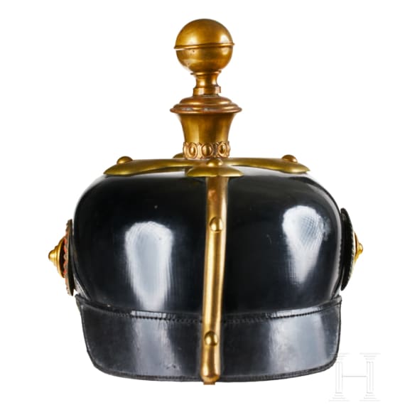 Helm f&uuml;r Offiziere der 26. Feldartillerie-Brigade Hessens, letztes Modell