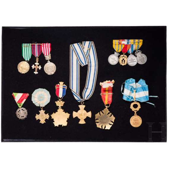 Sammlung mit 88 internationalen Auszeichnungen, 1910 - 1980