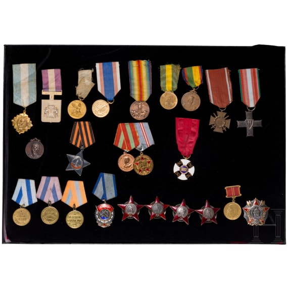Sammlung mit 88 internationalen Auszeichnungen, 1910 - 1980