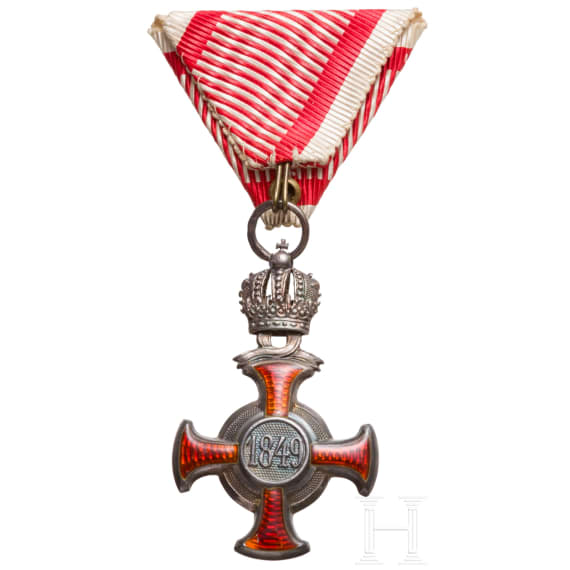 Silbernes Verdienstkreuz mit Krone