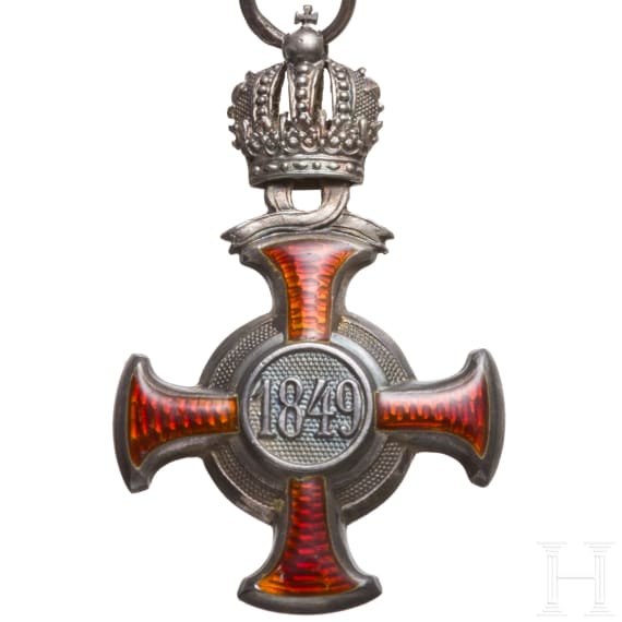 Silbernes Verdienstkreuz mit Krone